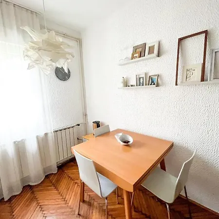 Appartement Kopernik - Parking Available Belgrado