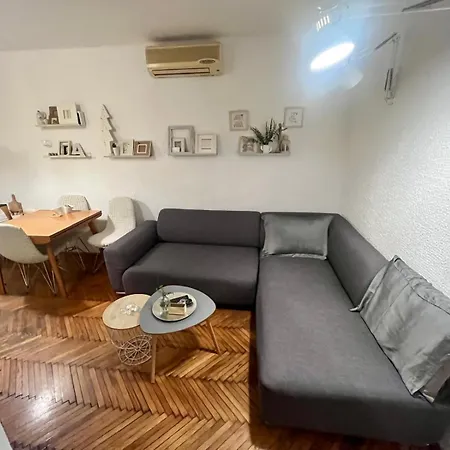 Kopernik - Parking Available Διαμέρισμα *